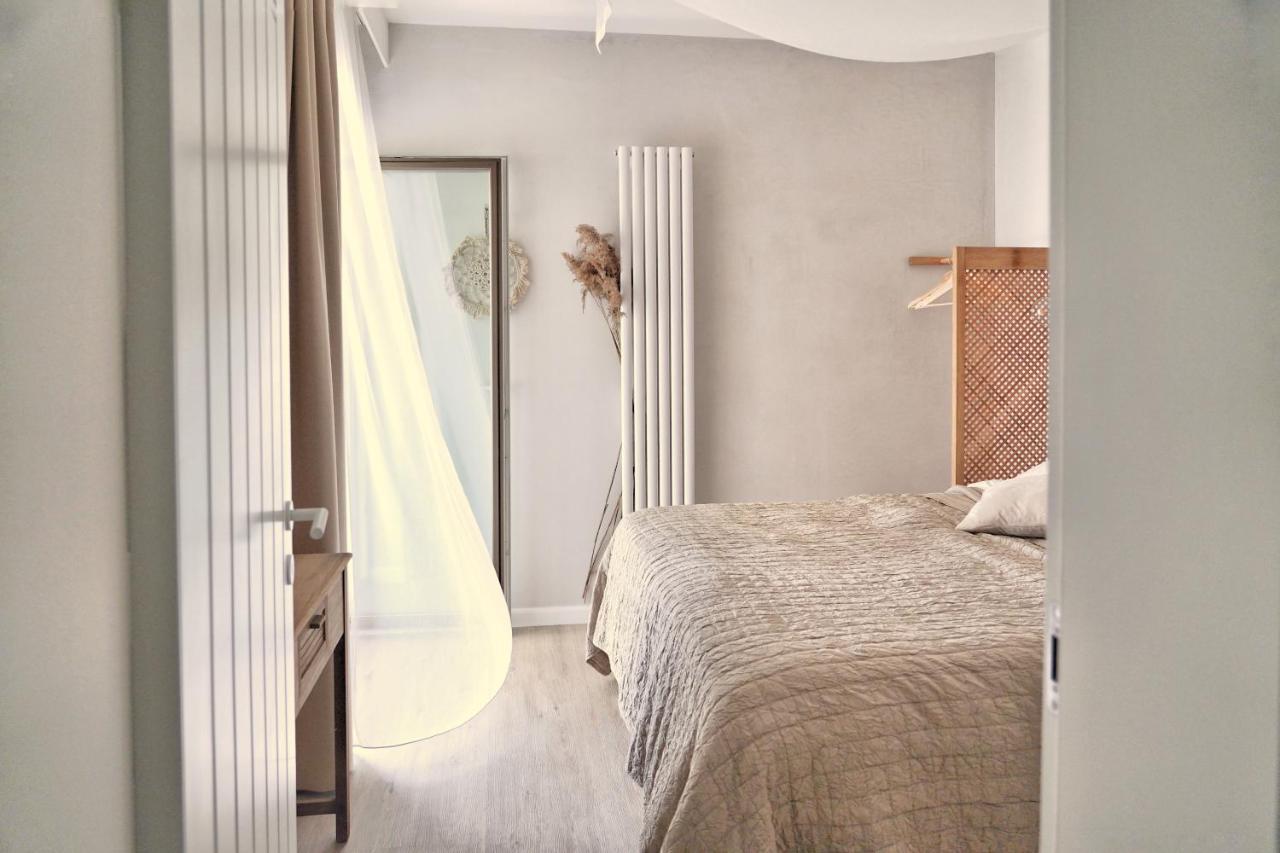 גיז'יצקו Good Morning Sunshine - Nautica Resort Apartment מראה חיצוני תמונה